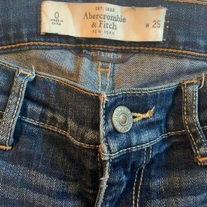 Girls distressed jeans